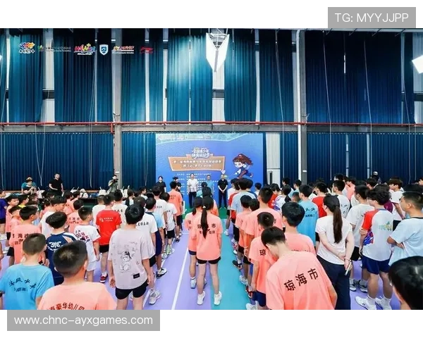 国际羽毛球巡回赛在赛事中设立青少年交流营促进国际间技战术互学